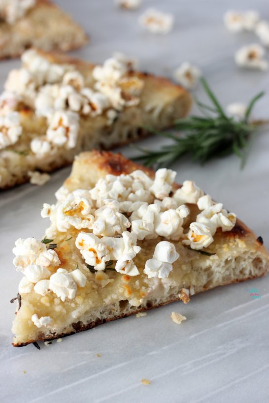 Parmesan Rosemary Popcorn Pizza (vegan)