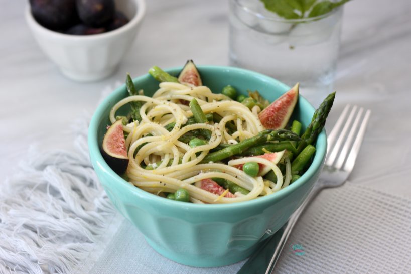 Pasta with Asparagus and Figs, Peas! 