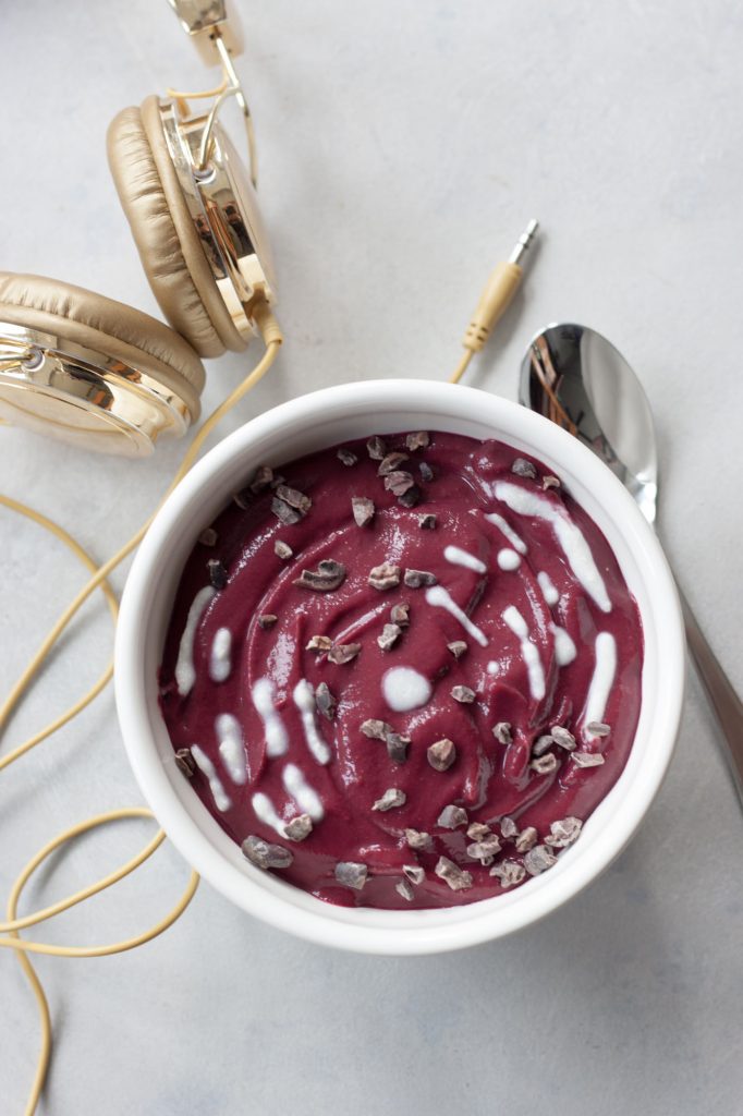 Let The Beet Drop Smoothie Bowl, A Whisk and Two Wands