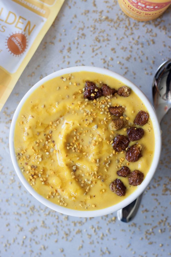 24K Magic Smoothie Bowl, A Whisk and Two Wands