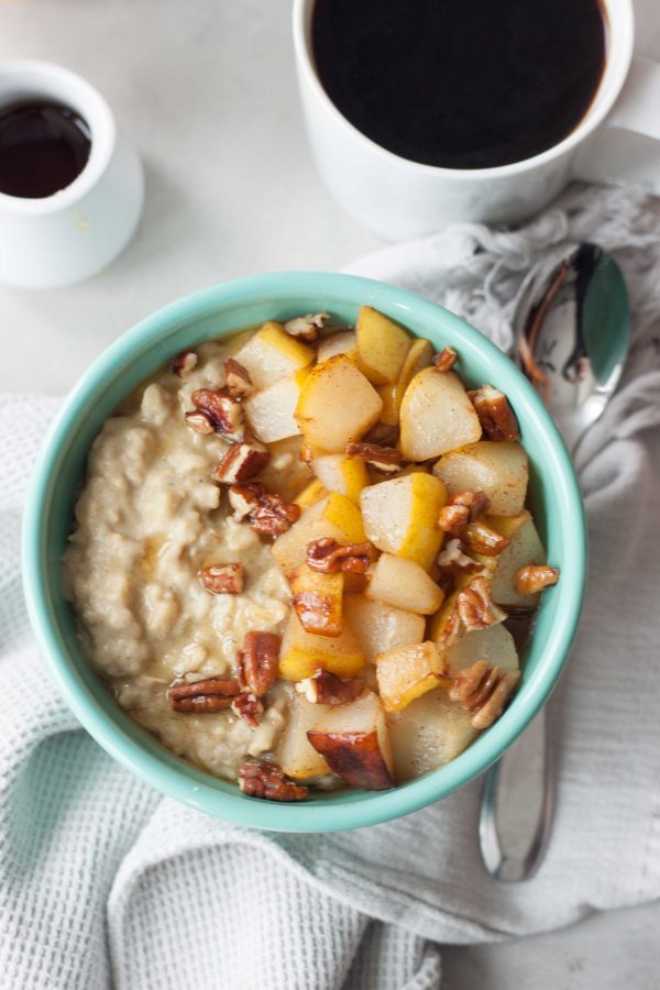 Creamy comforting bowl of Maca Maple Oatmeal will fuel you up for whatever you have planned for the day. Packed with plantbased protein, nutrtion, and superfood boost this simply sweet combination is a great way to start the day. Sauteed pears or camalized bananas with Candied Maple Pecans are favorite topping choices but the options are endless. Gluten free and vegan friendly.