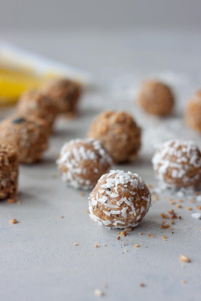 Lemon Berry Coconut Chia Balls