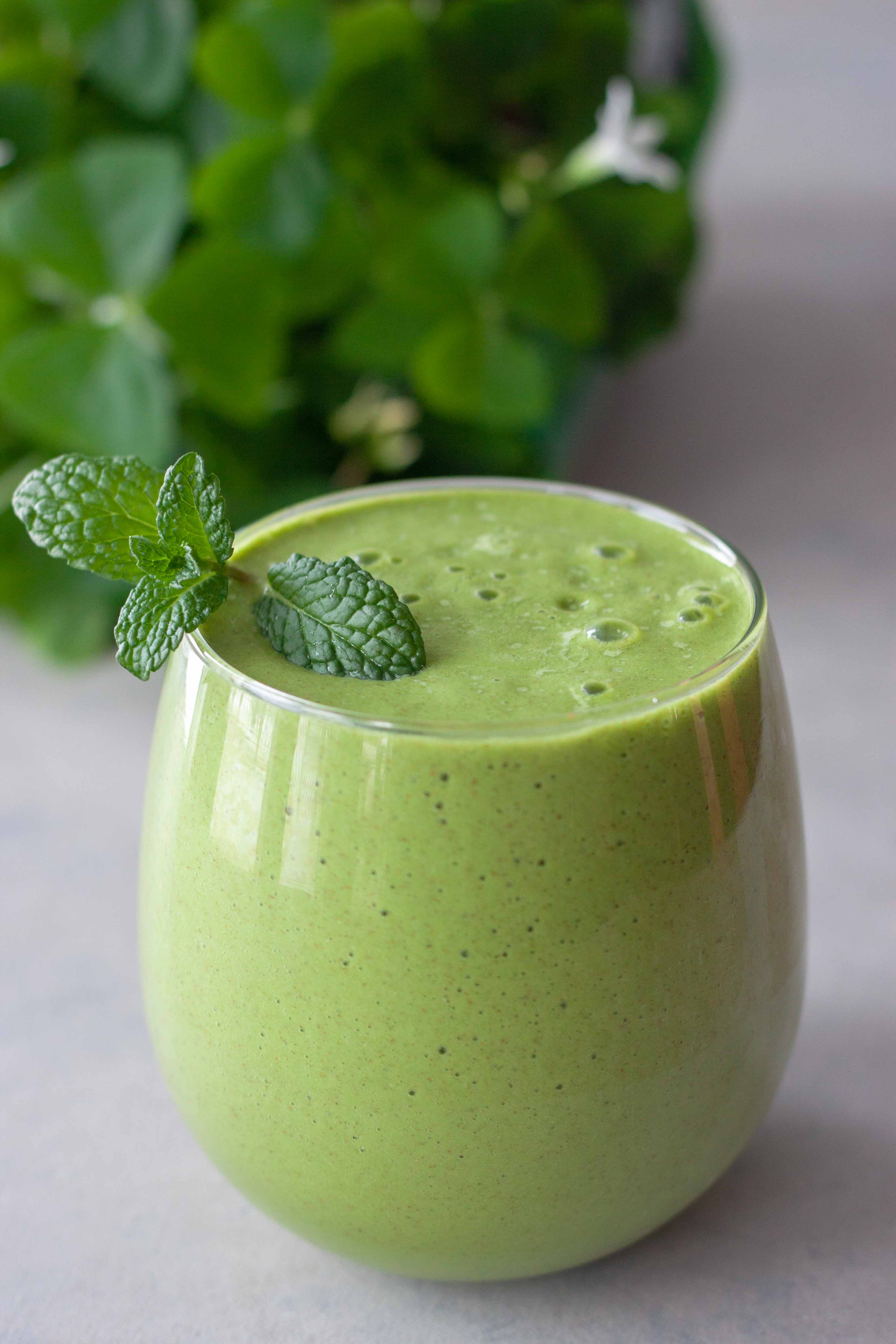 Minty Matcha Pineapple Green Smoothie - A Whisk and Two Wands