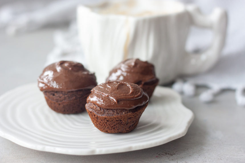 Mini Gingerbread Muffins