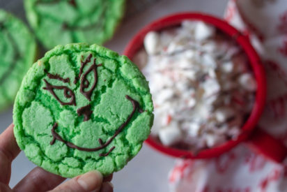 Grinch Crinkle Cookie